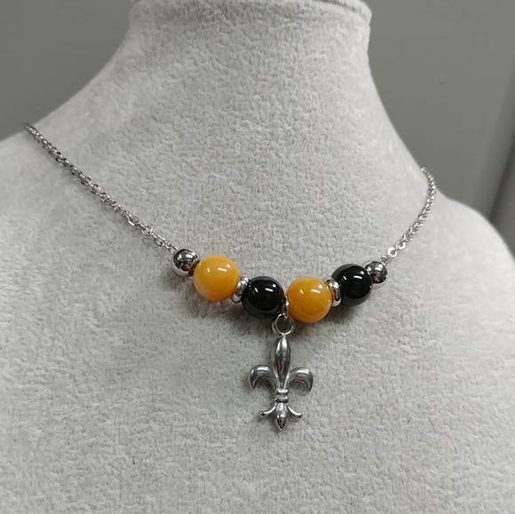 Fleur De Lis Onyx Jade Bead Necklace Natural Gemstone Louisiana Black & Gold - Picture 8 of 11